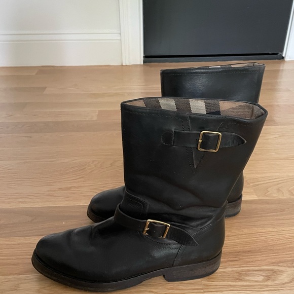 Burberry Winfield Black Leather Moto Biker Boot Size 38. - Picture 2 of 7